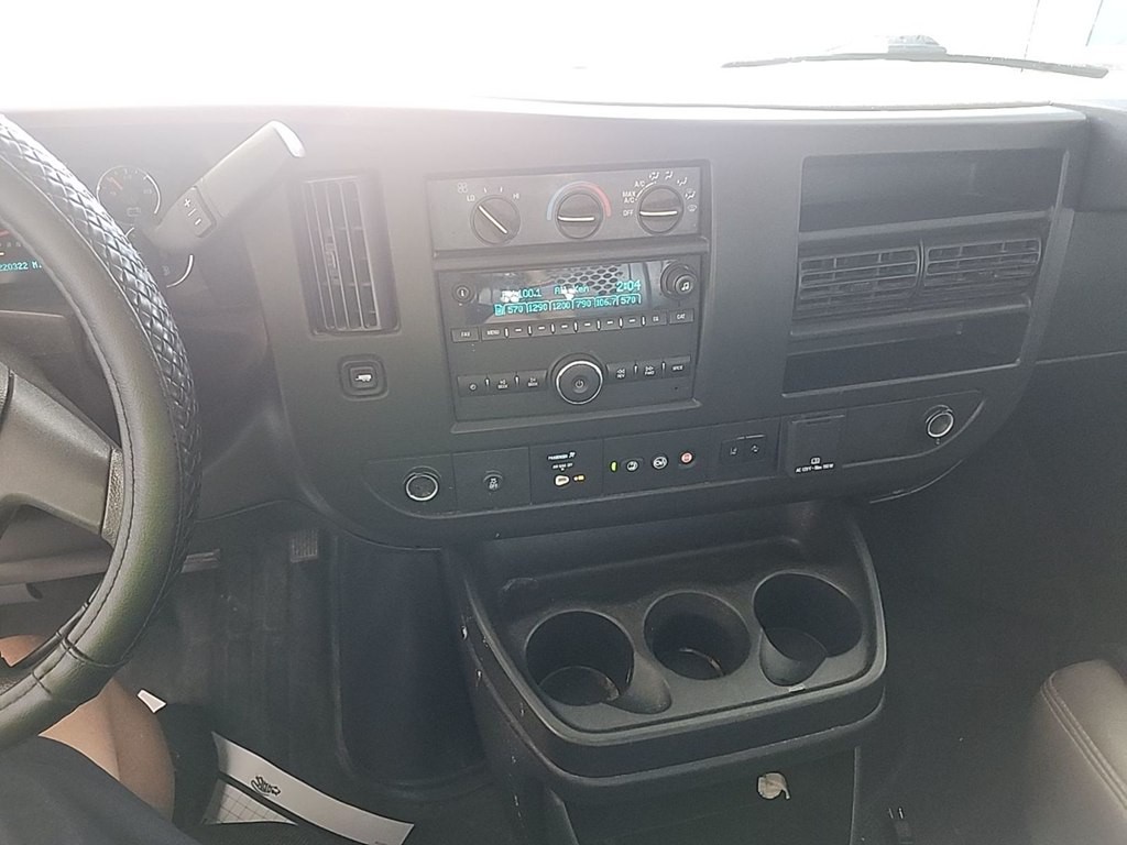 2021 Chevrolet Express Image 10