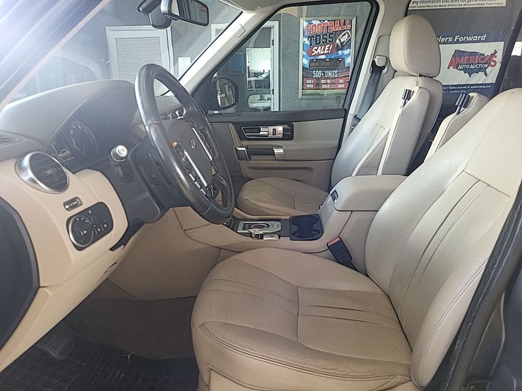 2016 Land Rover LR4 Image 7