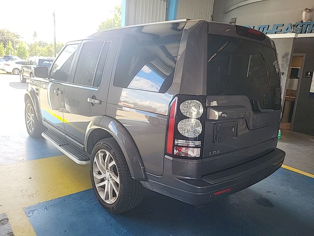2016 Land Rover LR4 Image 3