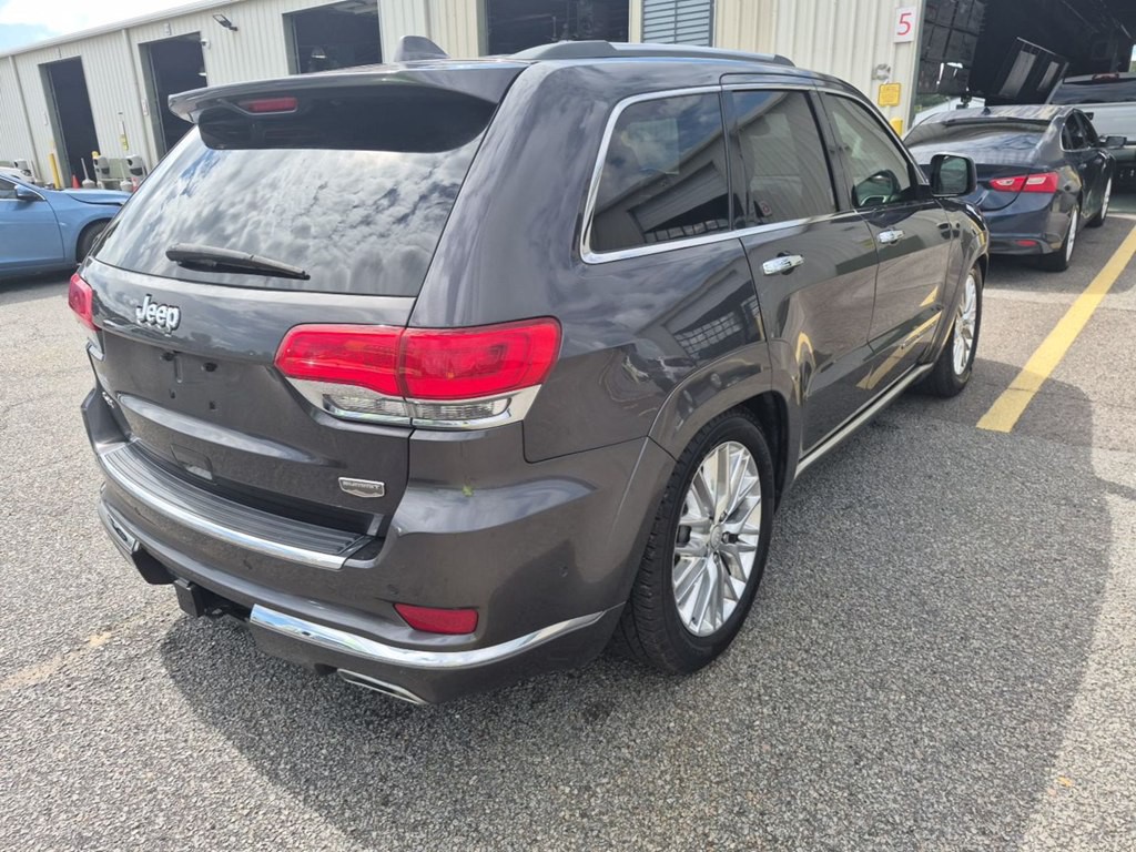 2018 Jeep Grand Cherokee Image 2