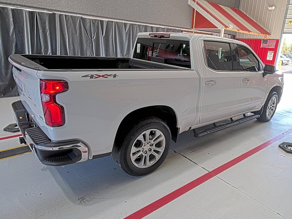 2023 Chevrolet Silverado 1500 Image 5