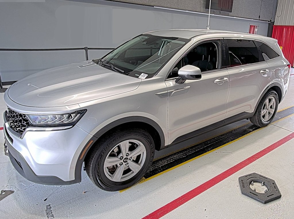 2022 Kia Sorento Image 1