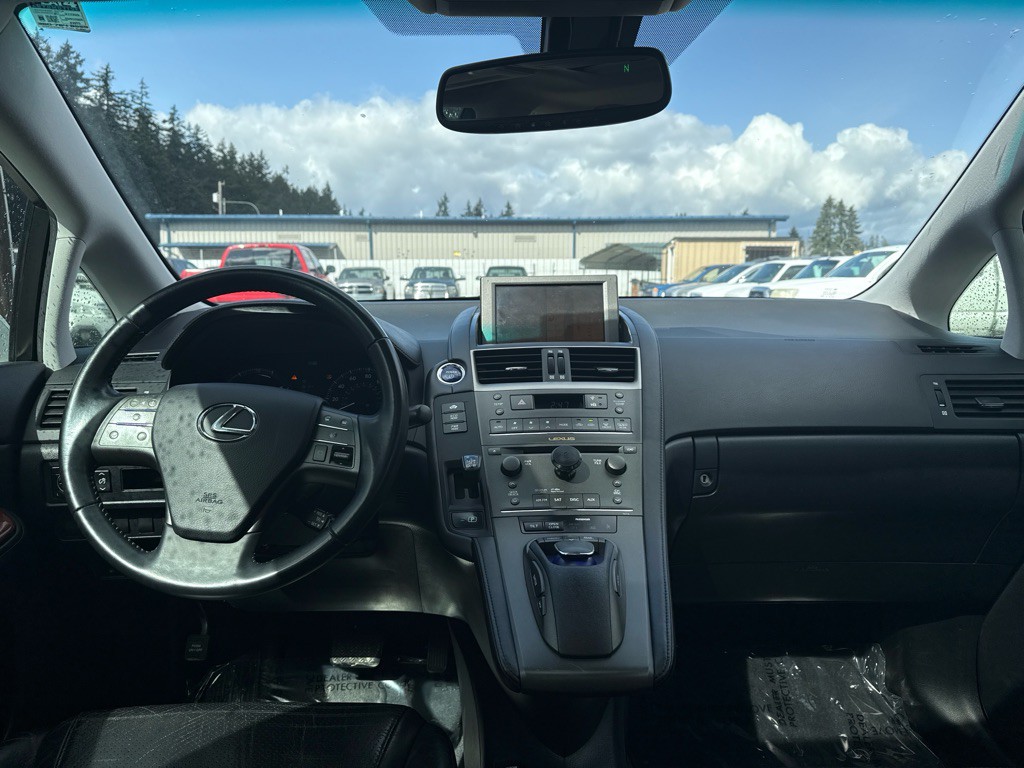 2010 Lexus HS 250h Image 13