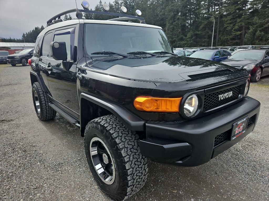 2007 Toyota FJ Cruiser Image 2
