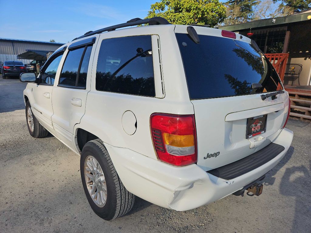 2004 Jeep Grand Cherokee Image 6