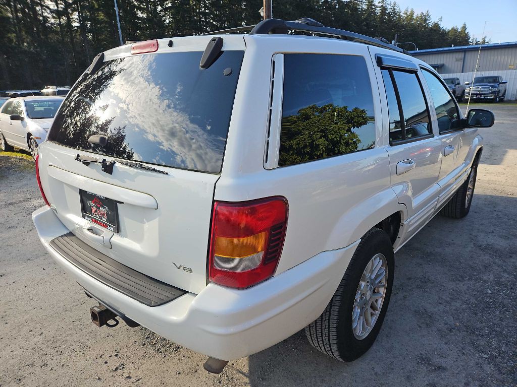 2004 Jeep Grand Cherokee Image 8