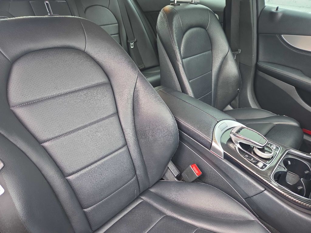2015 Mercedes-Benz C-Class Image 11