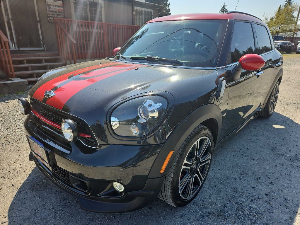2016 MINI Countryman Image 2
