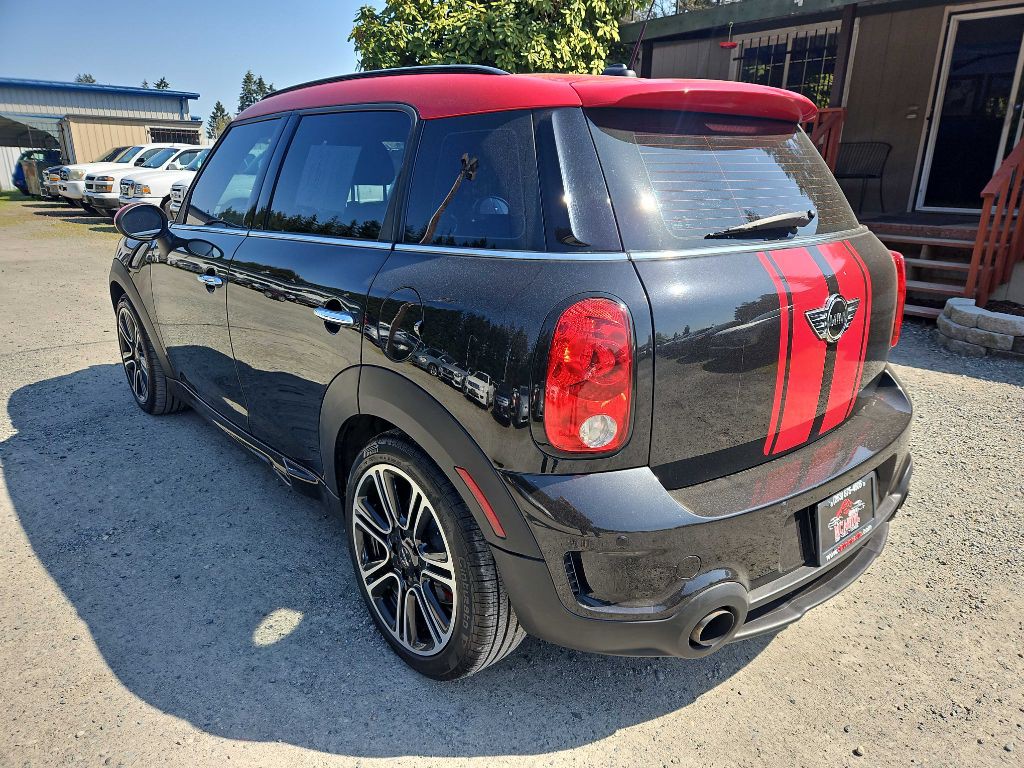 2016 MINI Countryman Image 8