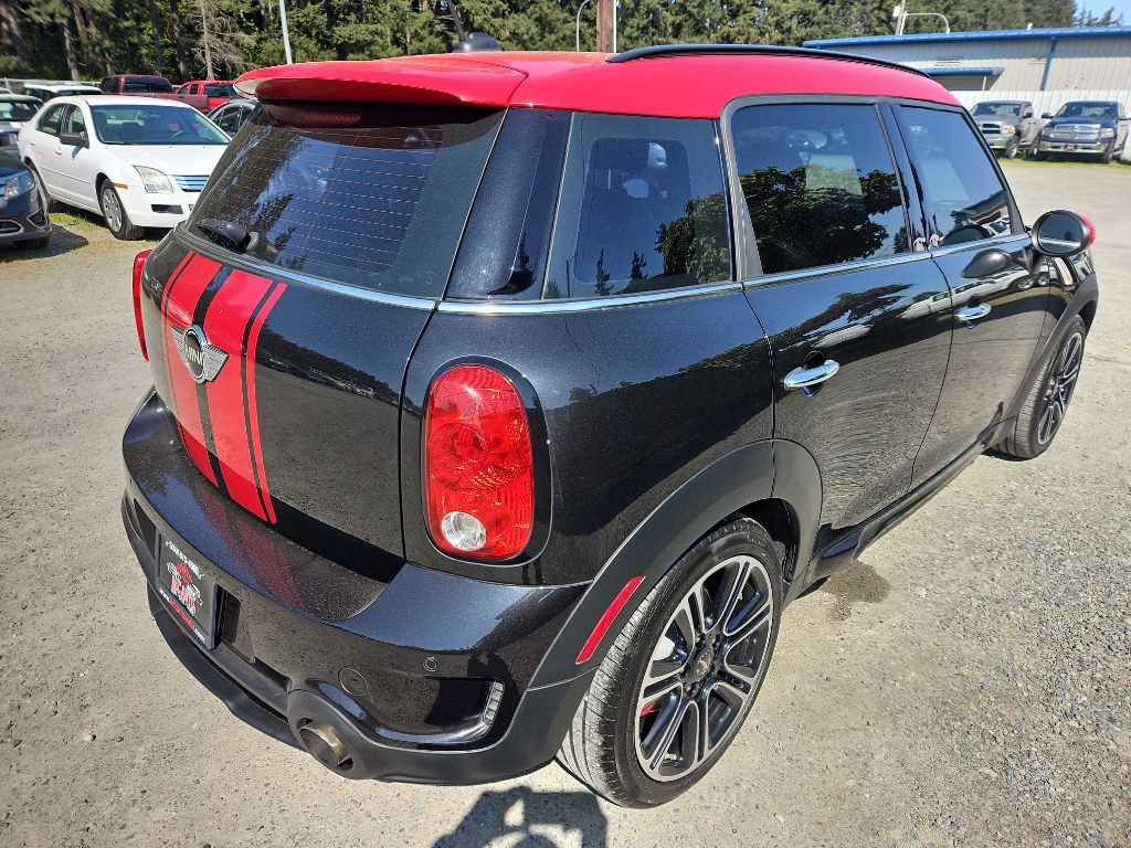 2016 MINI Countryman Image 9