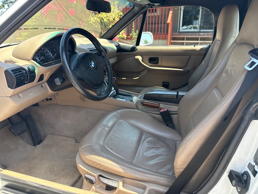 2000 BMW Z3 Image 11