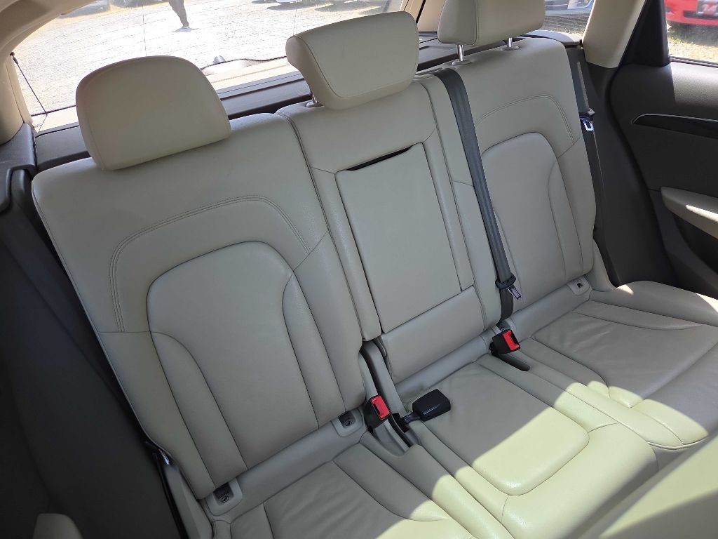 2012 Audi Q5 Image 10