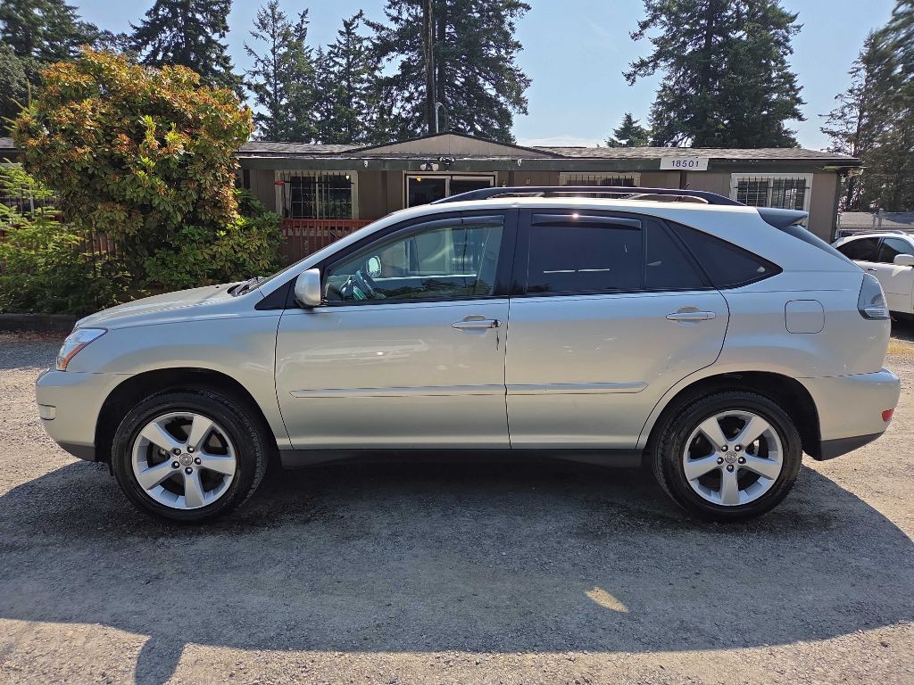 2005 Lexus RX Image 2