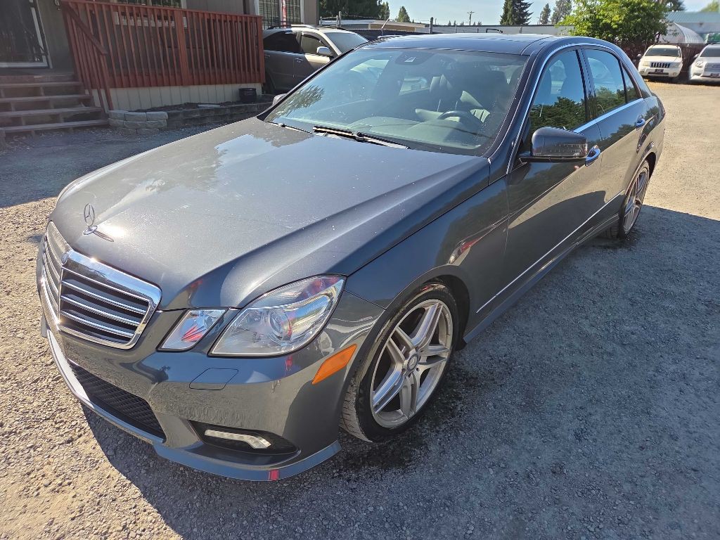 2011 Mercedes-Benz E-Class Image 3
