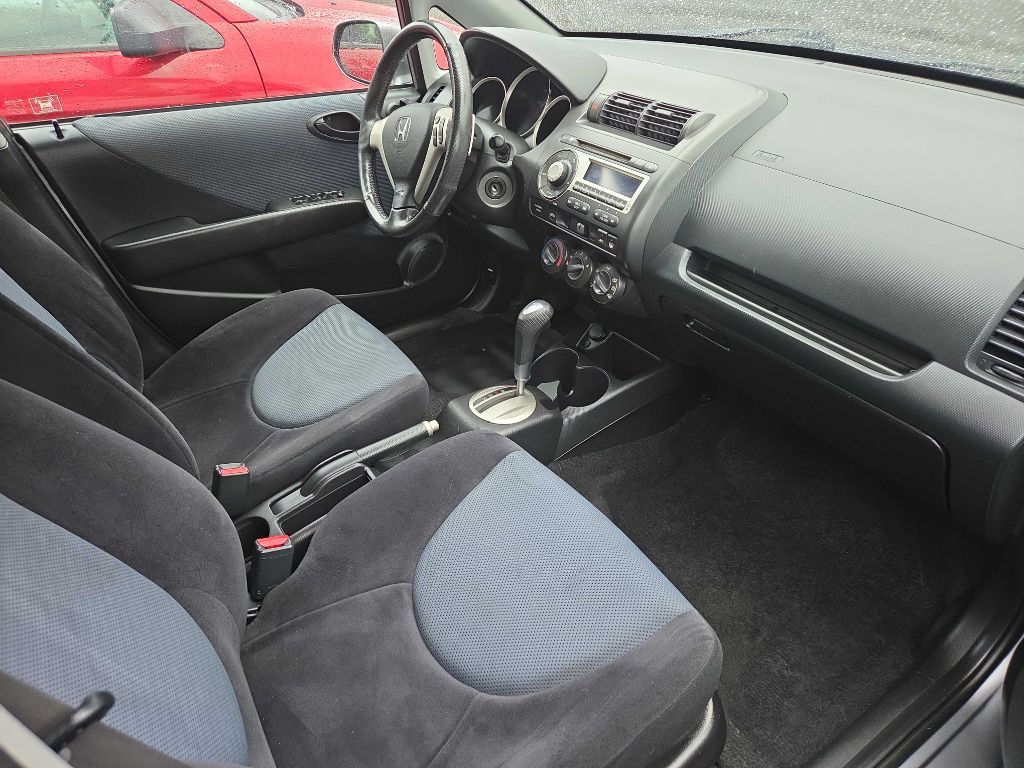 2007 Honda Fit Image 13