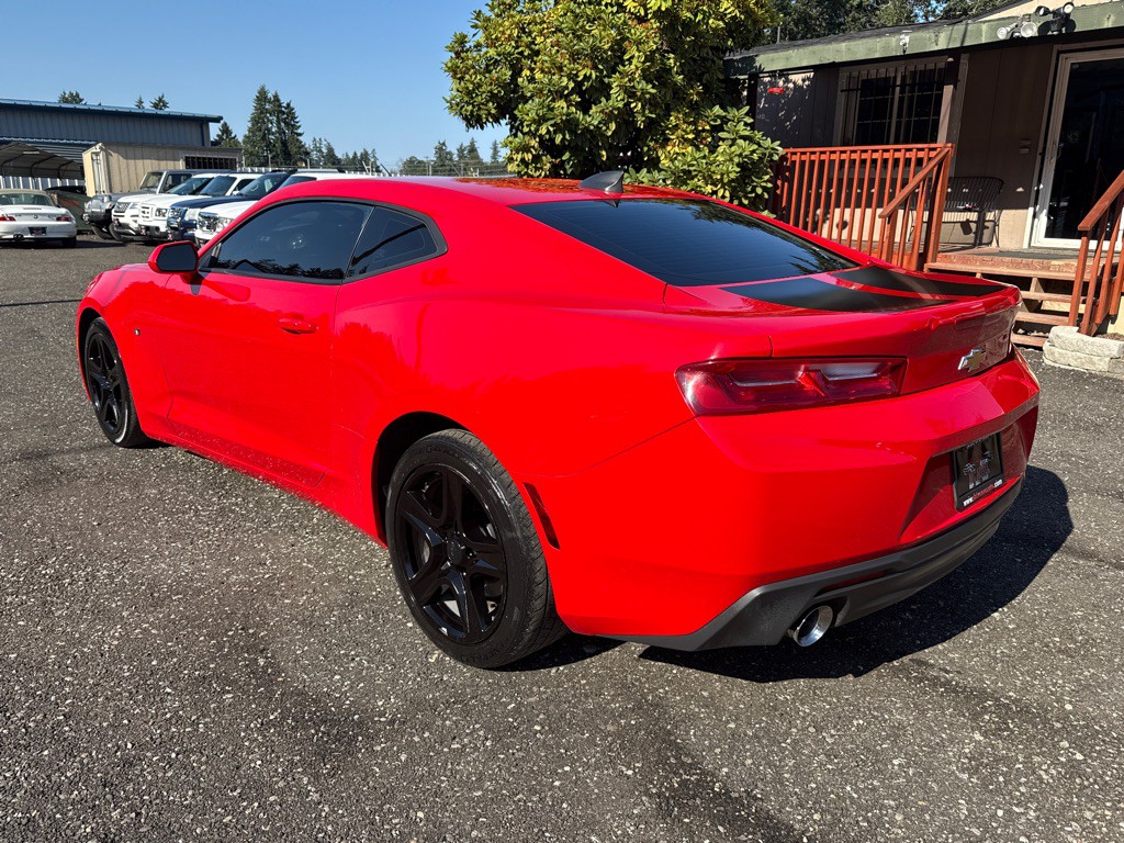 2016 Chevrolet Camaro Image 6