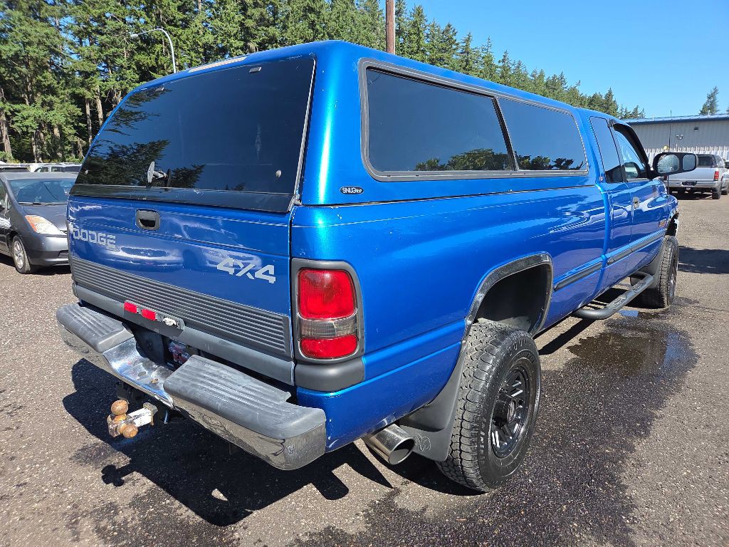 1999 Dodge Ram 2500 Image 8