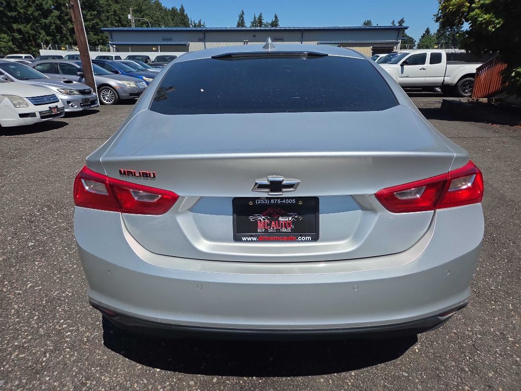 2018 Chevrolet Malibu Image 7