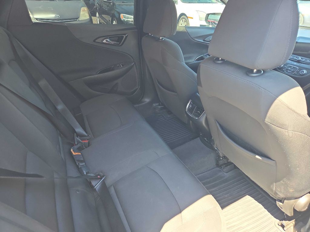 2018 Chevrolet Malibu Image 10