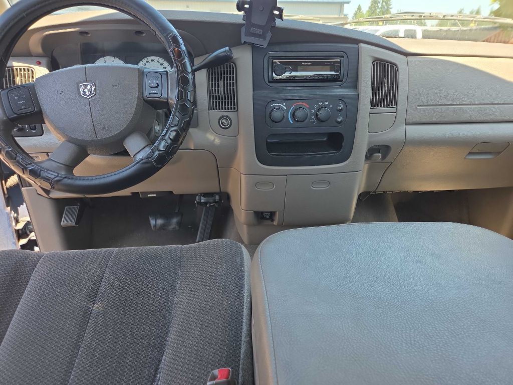 2004 Dodge Ram 1500 Image 10