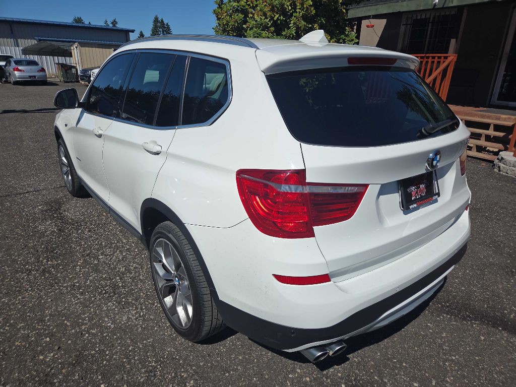 2017 BMW X3 Image 7