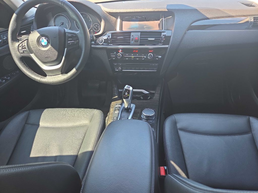 2017 BMW X3 Image 9