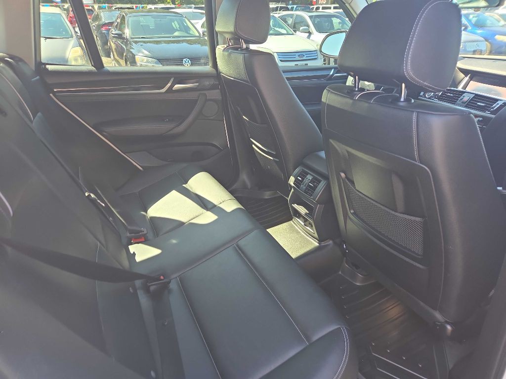 2017 BMW X3 Image 10