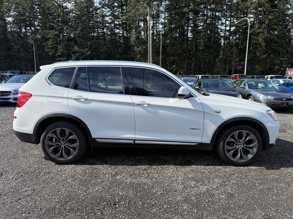 2017 BMW X3 Image 1