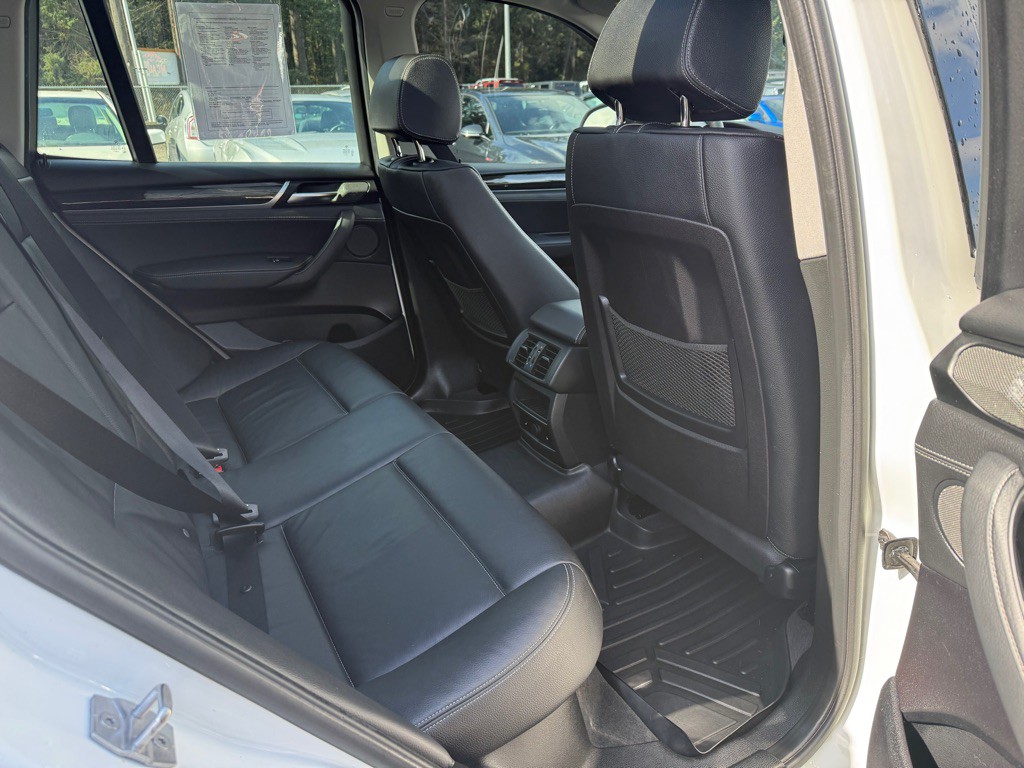 2017 BMW X3 Image 12
