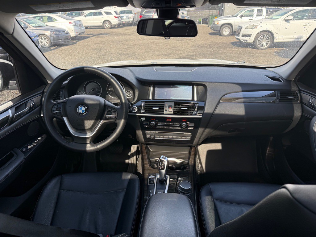 2017 BMW X3 Image 13