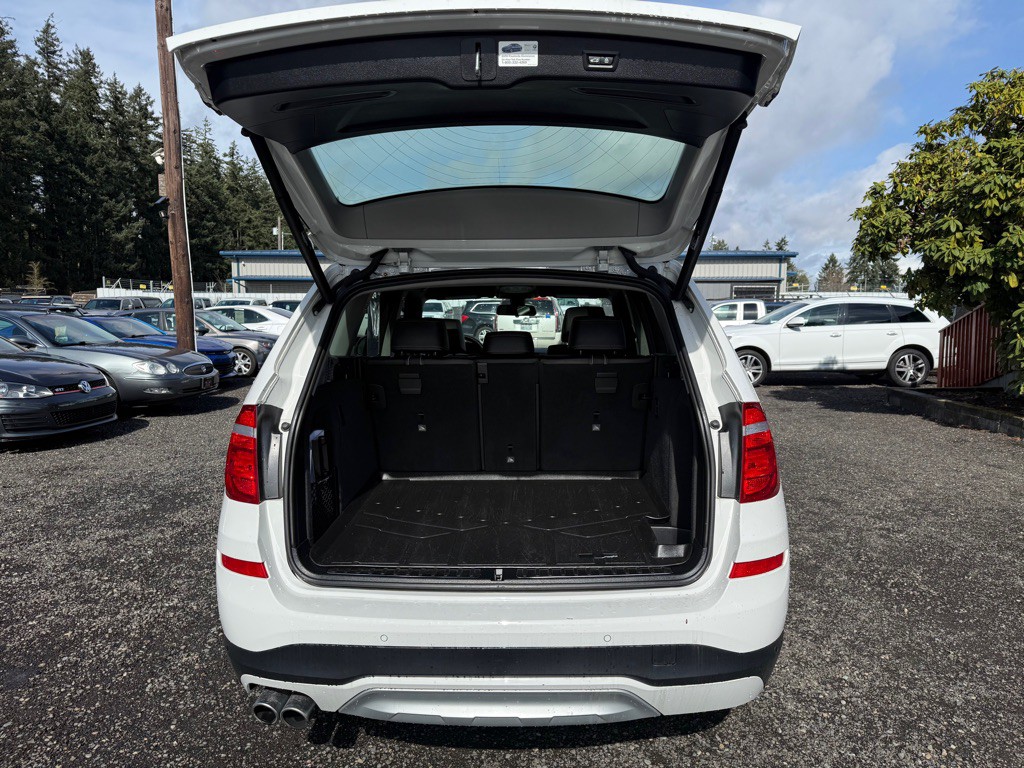 2017 BMW X3 Image 15