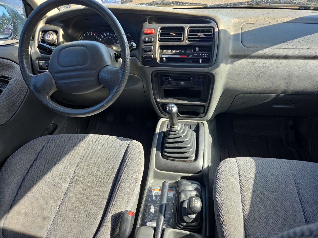 2000 Suzuki Grand Vitara Image 11