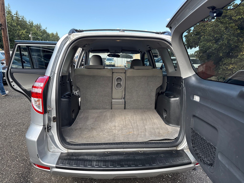 2010 Toyota Rav4 Image 11