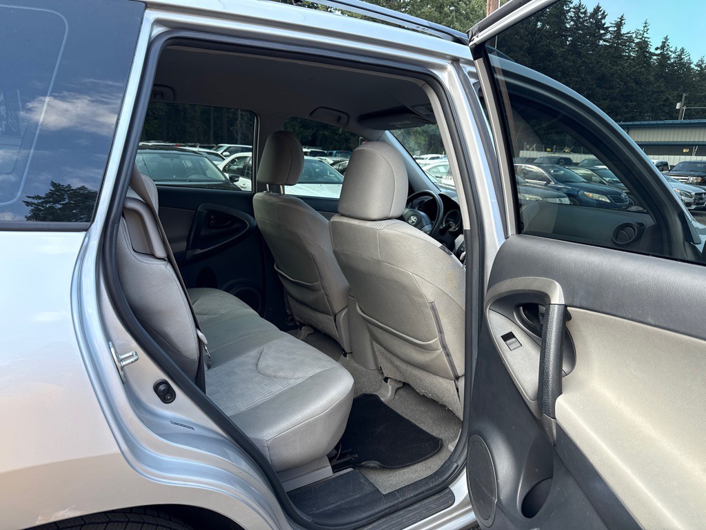 2010 Toyota Rav4 Image 12