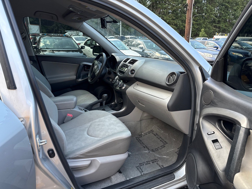 2010 Toyota Rav4 Image 13