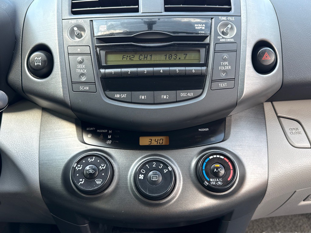 2010 Toyota Rav4 Image 16