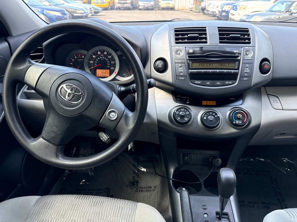 2010 Toyota Rav4 Image 17