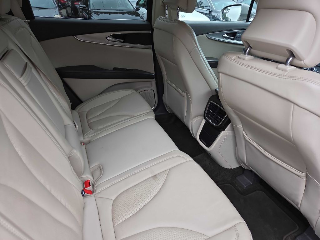 2016 Lincoln MKX Image 9