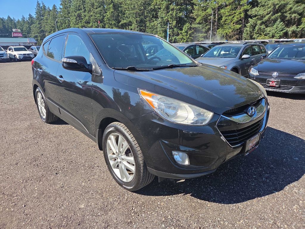 2011 Hyundai Tucson Image 2