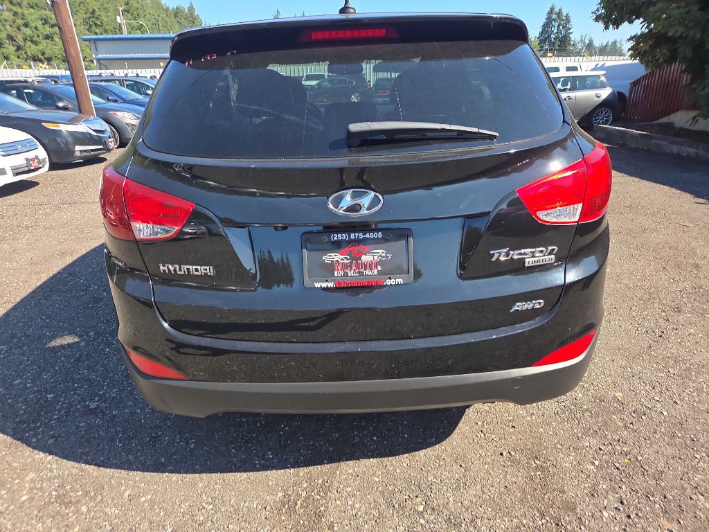 2011 Hyundai Tucson Image 6
