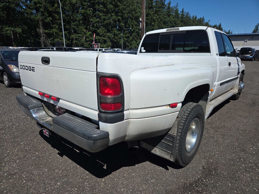 2001 Dodge Ram 3500 Image 8