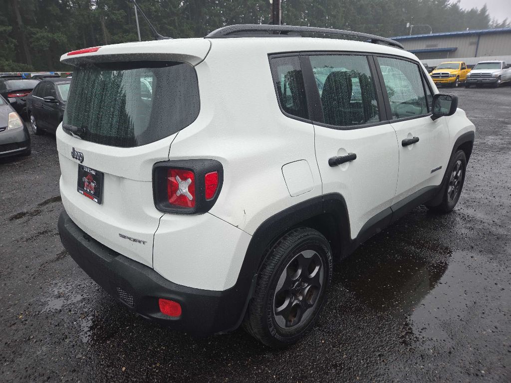 2015 Jeep Renegade Image 9