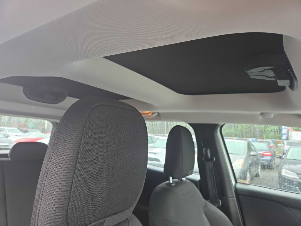 2015 Jeep Renegade Image 12