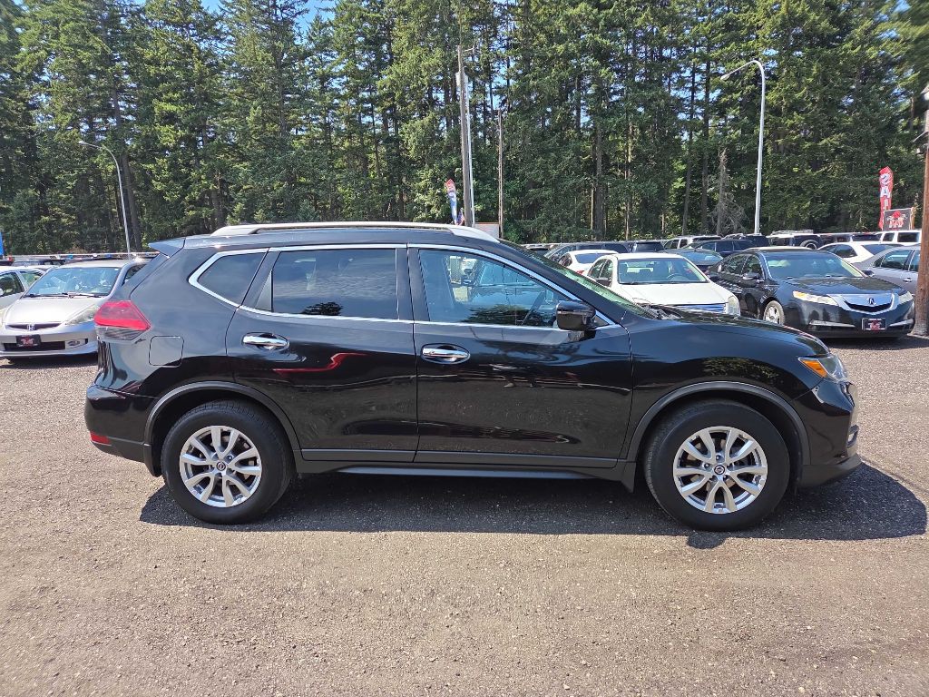 2019 Nissan Rogue Image 1