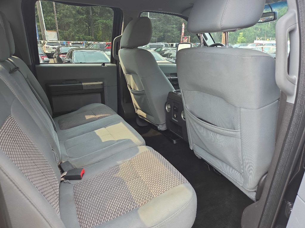 2011 Ford F-250 Image 9