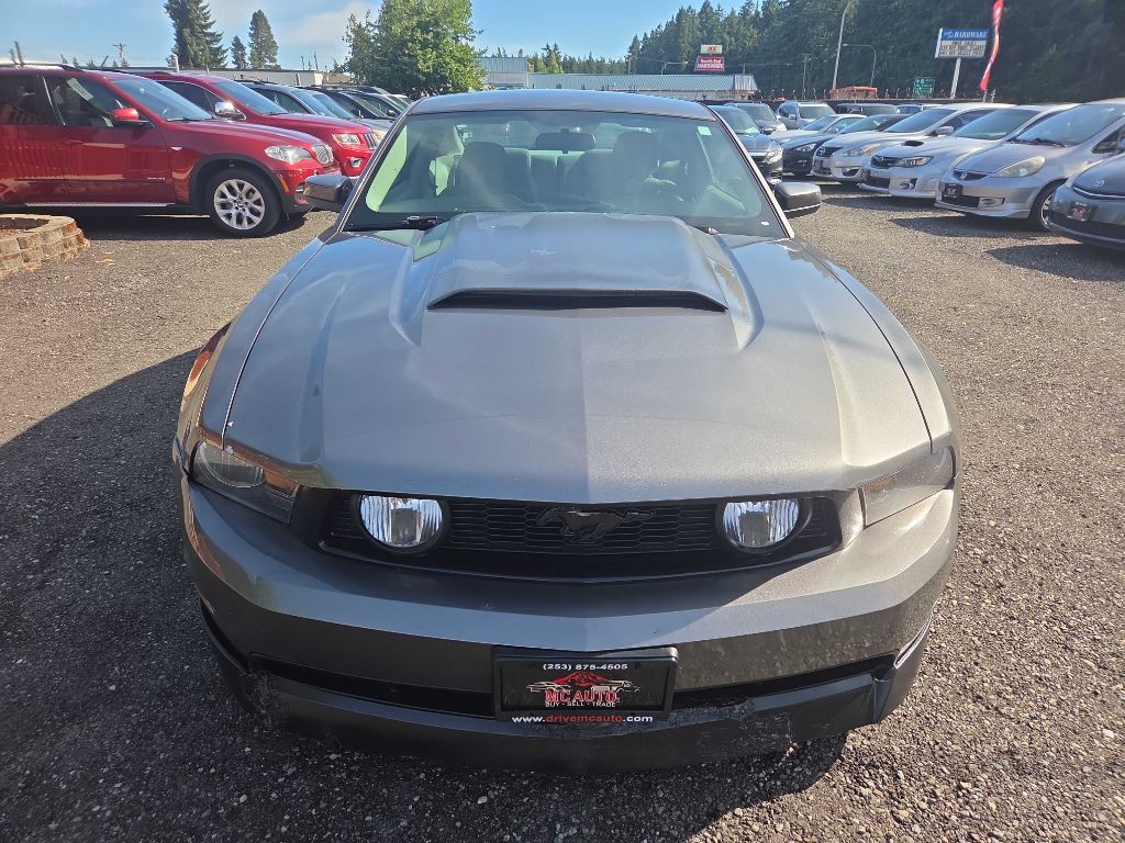 2010 Ford Mustang Image 2