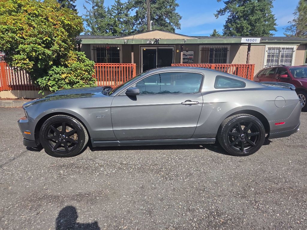 2010 Ford Mustang Image 5
