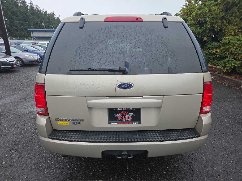 2004 Ford Explorer Image 6