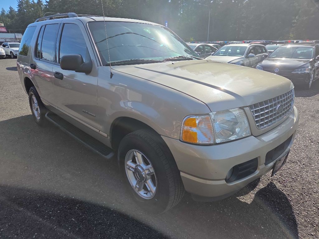 2004 Ford Explorer Image 9
