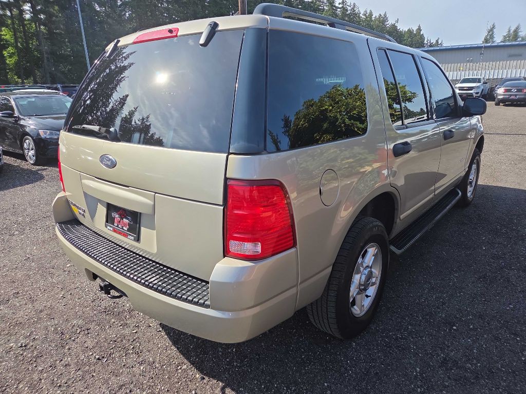 2004 Ford Explorer Image 14